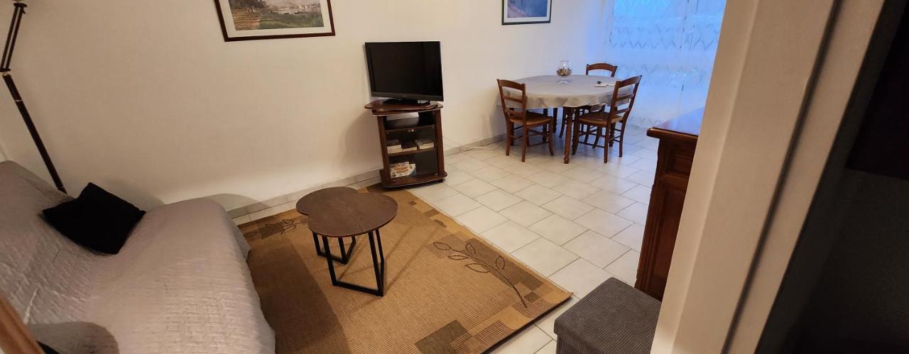 Port De Apartment