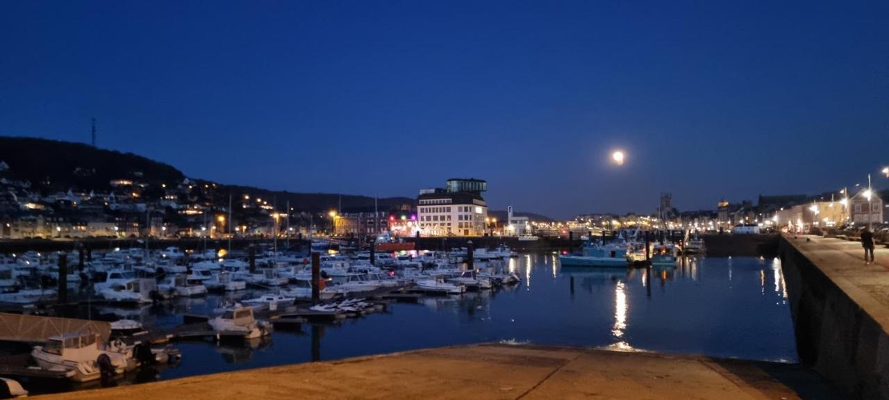 Port De Apartment *